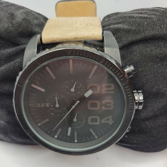 Diesel DZ4216 Men's Brown Leather Analog Black Dial Quartz Wrist Watch FG5